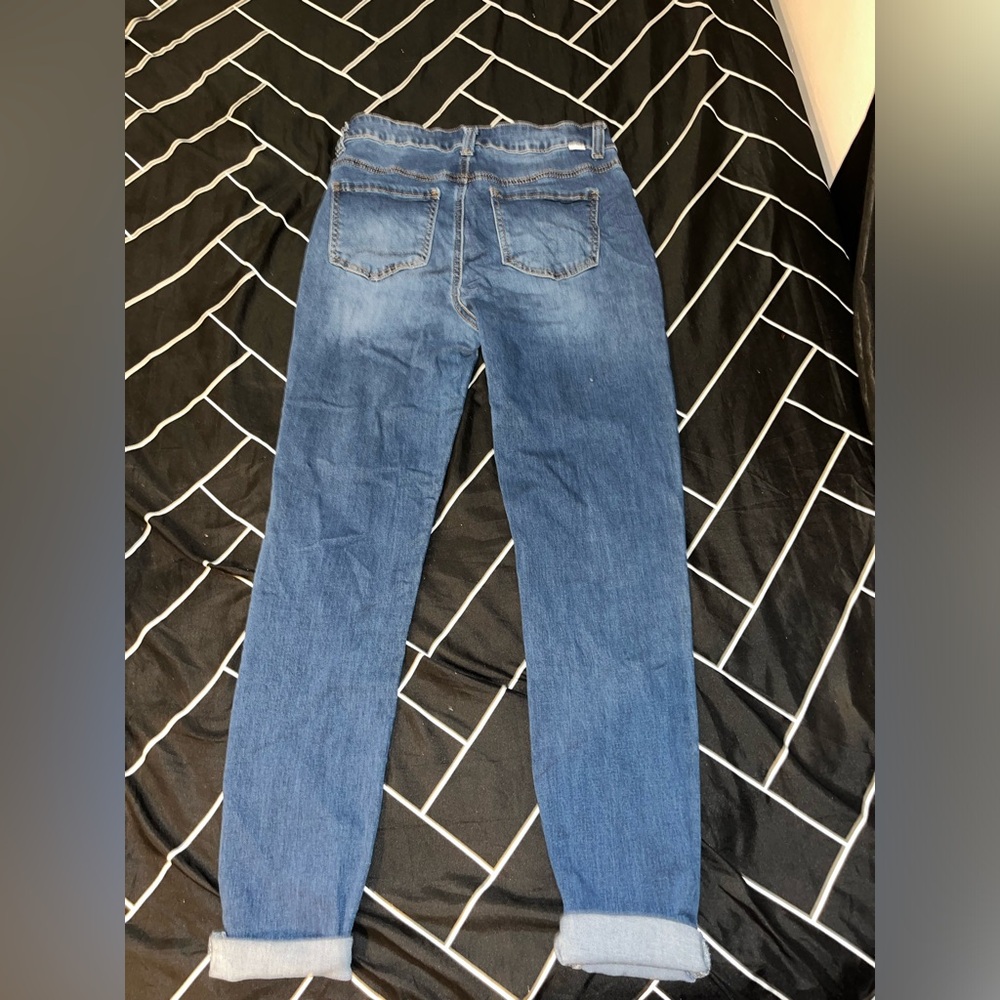 Blue skinny jeans